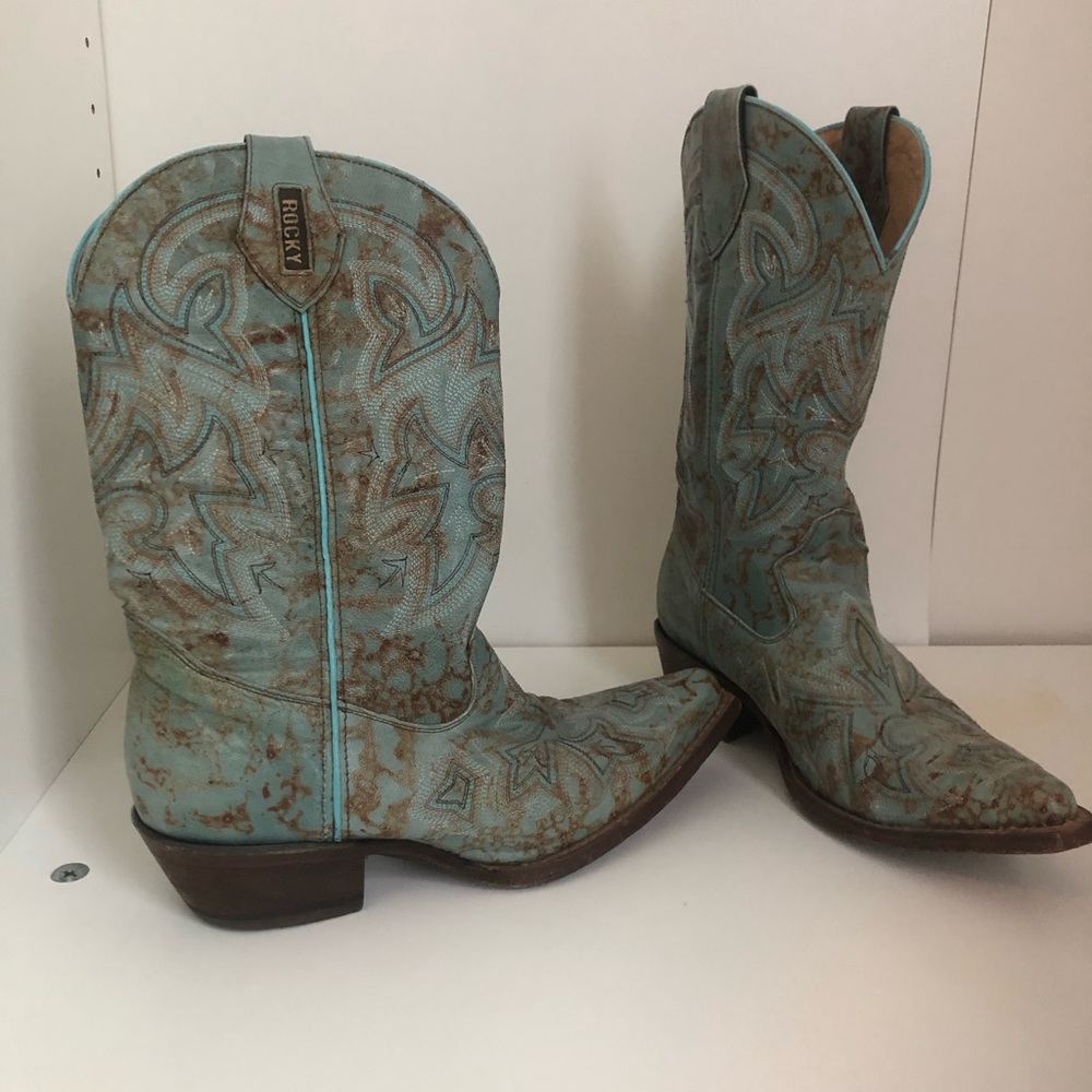 Leather bottom cowboy boots with 2 inch heel- color is teal